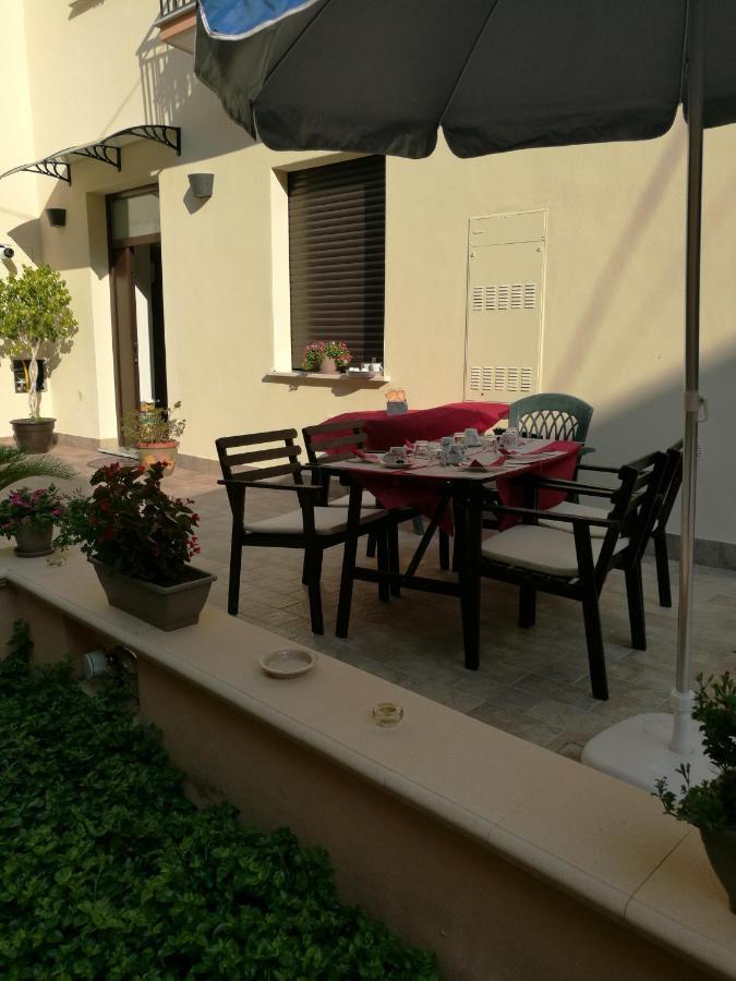 مبيت وإفطار ميركاتو سان سيفيرينو Casa Kati المظهر الخارجي الصورة